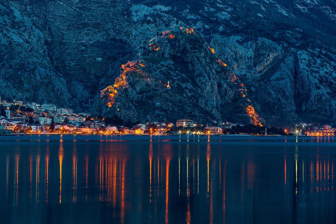 Hotel Splendido Котор Екстериор снимка