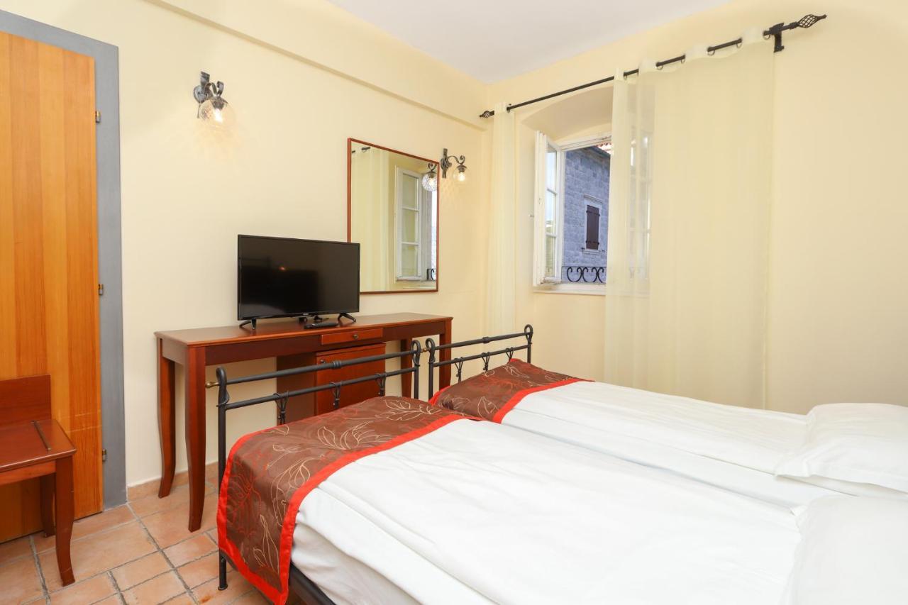 Hotel Splendido Котор Екстериор снимка