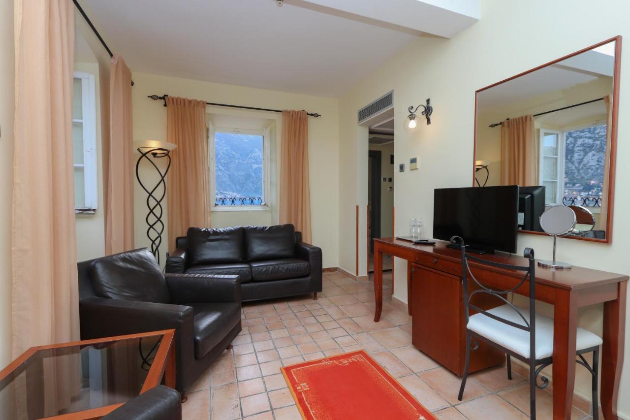 Hotel Splendido Котор Екстериор снимка