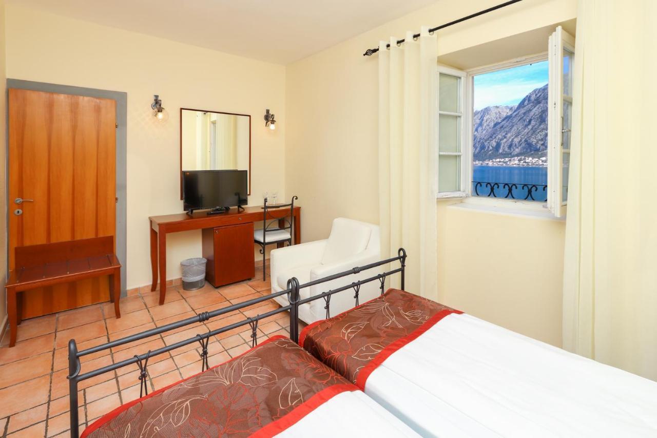 Hotel Splendido Котор Екстериор снимка