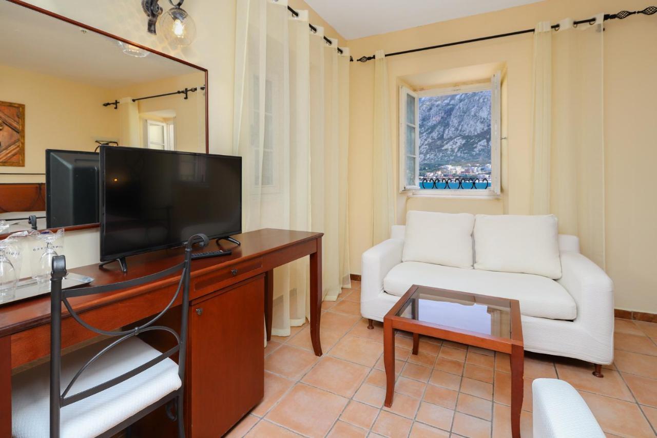 Hotel Splendido Котор Екстериор снимка