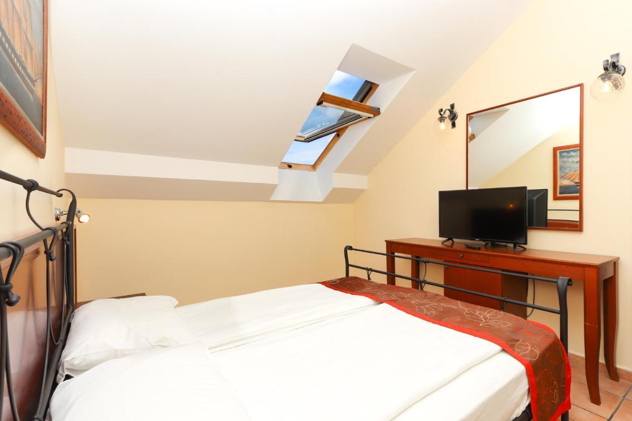 Hotel Splendido Котор Екстериор снимка